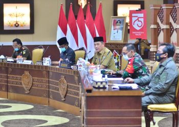 Sekda Kalteng Pimpin Rakor Evaluasi Penanganan Covid-19