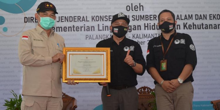 Gubernur Kalteng Terima Penghargaan Dari Kementerian LHK RI
