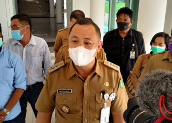 Bupati Barito Selatan H Edy Raya Samsuri Siap Divaksin