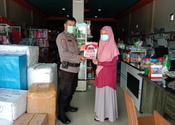 Personel Bagsumda Sosialisasi Rekrutmen Polri dan Sosialisasi Penerapan Prokes