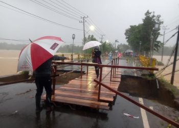 Kalsel Dikepung Banjir, Kabupaten Banjar dan Tanah Laut Terparah