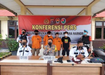 Kapolres Murung Raya Pimpin Konferensi Pers Pengungkapan Sabu 54,68 Gram