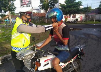 Himbau Untuk Biasakan Klik Helm, Satlantas Polres Seruyan