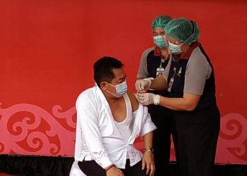 Ketua Dewan: Masyarakat Jangan Takut Divaksin