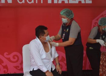Ketua DPRD Kalteng, Wiyatno : Warga Tidak Perlu Takut Divaksin Covid-19
