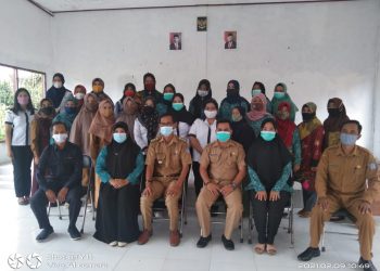Camat Murung Bersama Ibu-ibu PKK Kunjungi Desa Danau Usung