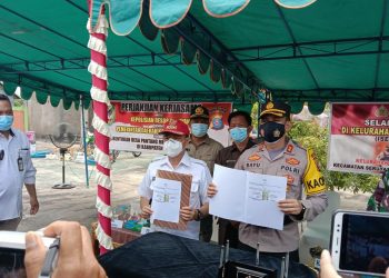 Launching Kelurahan Kuala Pembuang II Sebagai Desa Pantang Mundur Isen Mulang di Seruyan