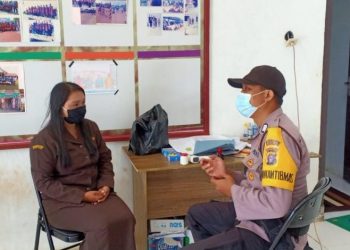 Personel Polsek Seruyan Tengah Tidak Pernah Bosan Sosialisasi Cegah Pungli