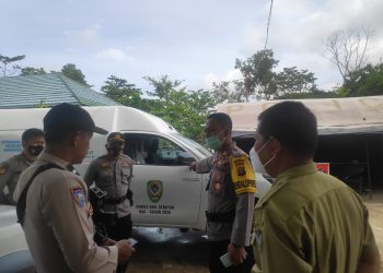 Polisi Kawal Ketat Pendistribusian Vaksin ke Kecamatan