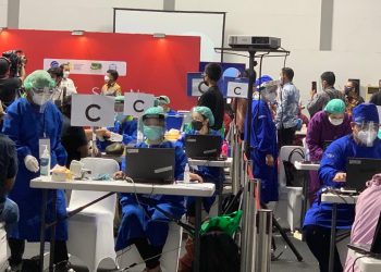 Presiden Jokowi Sampaikan Alasan Awak Media Divaksin Covid-19