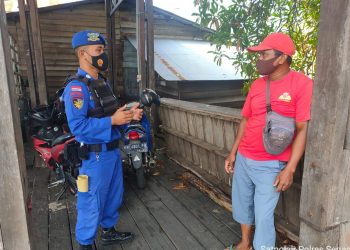 Satpolairud Polres Seruyan Sosialisasikan Larangan Karhutla ke Warga Pesisir Seruyan