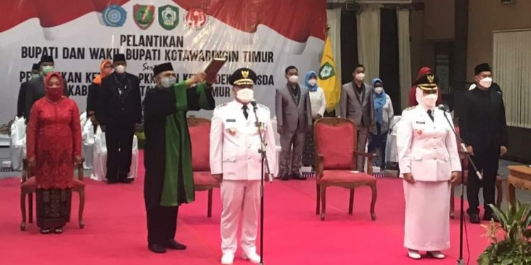 Halikinnor-Irawati Resmi Jadi Bupati/Wabup Kotim Periode 2021-2024