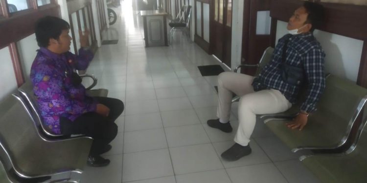 Cipta Kondisi Pasca Pilkades, Kanit Satintelkam Polres Seruyan Datangi DPMDes Kab. Seruyan