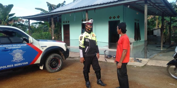 Sat Lantas Polres Seruyan Mengingatkan Masyarakat Agar Selalu Mentaati Prokes