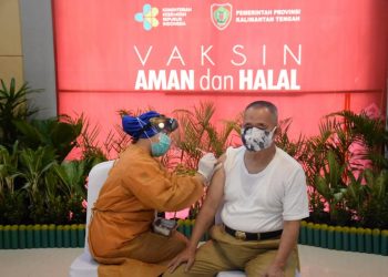 Kepala OPD Lingkup Pemprov Kalteng Ikuti Vaksinasi Covid-19 Dosis Kedua