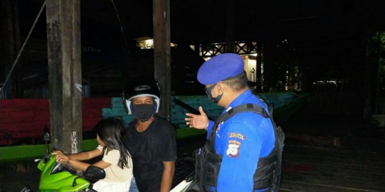 Satpolairud Polres Seruyan Ajak Warga Taati Protokol Kesehatan di Bantaran DAS Seruyan