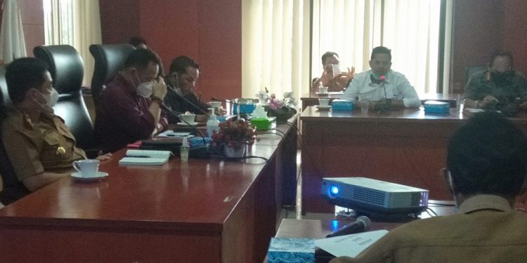 Pedagang Alun-alun Tolak Pihak Terkait Datangkan Pedagang K-5 ke Puruk Cahu