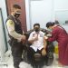 49 Orang Terima Vaksinasi Sinovak di Kantor Kelurahan Kuala Pembuang I