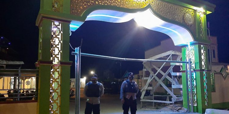 Kunjungi Beberapa Masjid, Polsek Danau Sembuluh Amankan Kegiatan Sholat Teraweh
