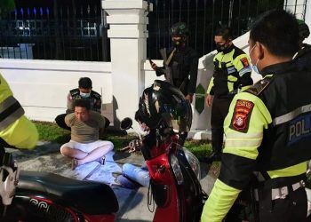 Satlantas Polresta Palangka Raya Tangkap Dua Budak Sabu di Jalan S. Parman