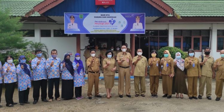 Wabup Barsel Buka Kegiatan Sosialisasi Dan Publikasi Pendataan Keluarga 2021