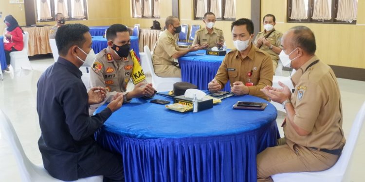 Kapolres Seruyan Pimpin Penandatanganan MoU dengan Dinas PUPR