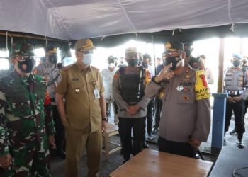 Kapolda Kalteng dan Forkopimda Cek Pos Penyekatan Perbatasan Kalteng-Kalsel