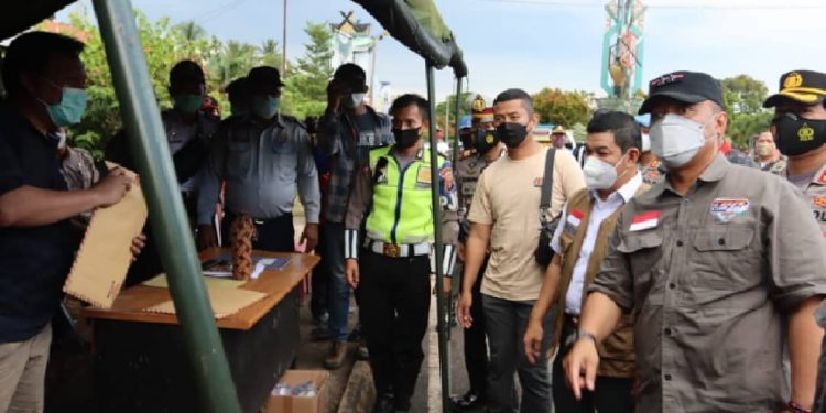 Kapolda Kalteng Cek Posko Penyekatan di Perbatasan Bartim-Kalsel