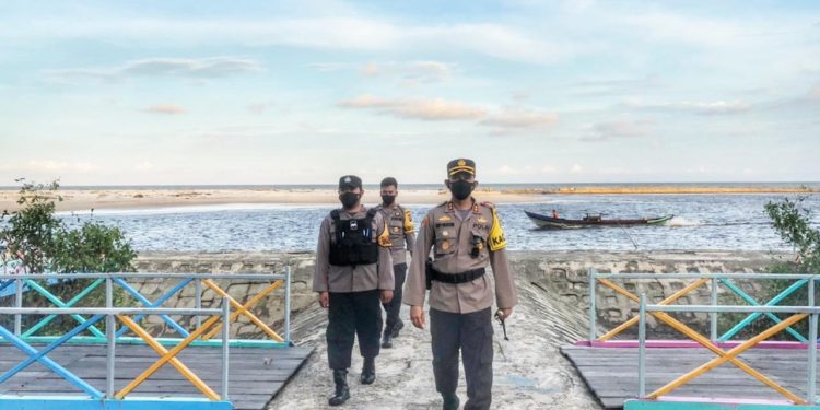 Kapolres Seruyan Pantau Objek Wisata Sungai Bakau
