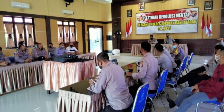 Menuju Polri Presisi Polres Seruyan Melaksanakan Pelatihan Revolusi Mental