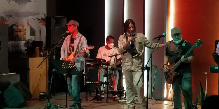 Reunion Band Rock Menyatukan Kerinduan Musisi Kalteng