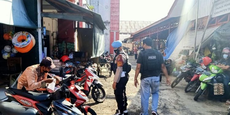 Patroli Polsek Seruyan Hilir, Himbau dan Sosialisasi Patuhi Prokes