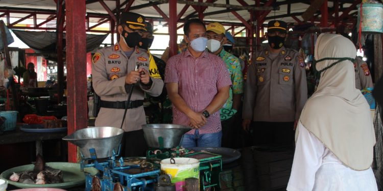 Kapolres Seruyan Turun Langsung Cek Harga Pangan di Kabupaten Seruyan