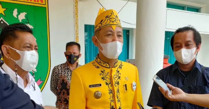 Bupati Barsel Optimis Target Vaksinasi Capai 70 Persen Dalam Waktu Dekat