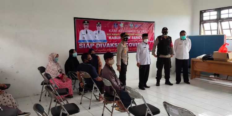 Vaksinasi Massal Pastikan Prokes Diterapkan