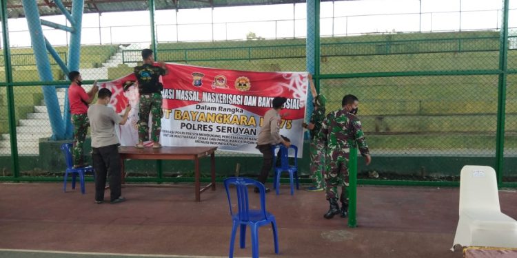 Sinergitas TNI dan Polri Sambut Hari Bayangkara Ke-72 di Wilkum Polres Seruyan