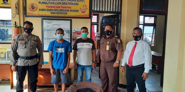 Terdakwa Anak Dibawah Umur Dikeluarkan Dari Rutan Polres Seruyan