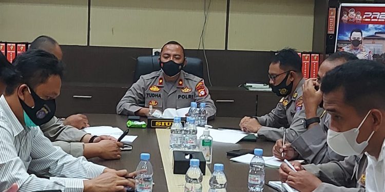 Wakapolres Seruyan Pimpin Rapat Penyusunan Panitia Syukuran Hari Bhayangkara Ke-75