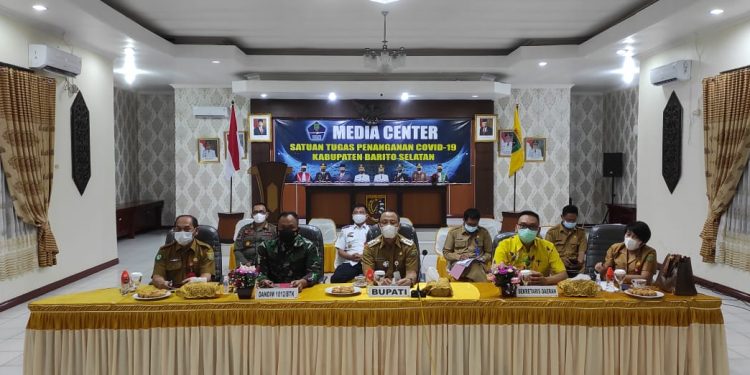 Pemkab Barsel Ikuti Rakor Evaluasi PPKM Melalui Vidcon Bersama Mendagri