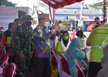 Pendekatan Humanis, Cara Membujuk Lansia Mau Divaksin