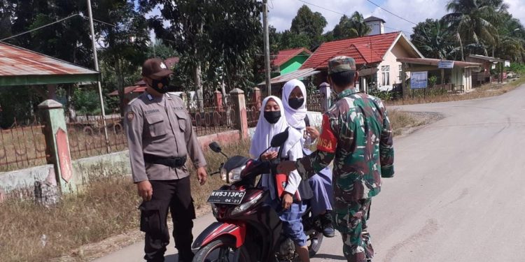 Personel Polsek Seruyan Tengah Rutin Gelar Operasi Yustisi