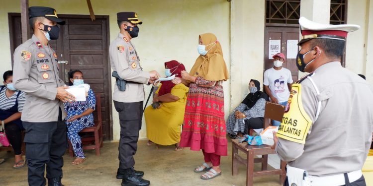 Kapolres Seruyan Cek Pelaksanaan Vaksinasi Massal di Kec. Seruyan Raya