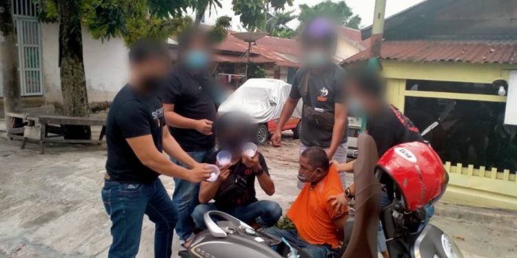 Polisi Ringkus Pria Paruh Baya Pemilik 32 Paket Sabu