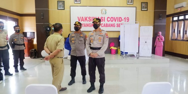 Kapolres Seruyan Meninjau Pelaksanaan Kegiatan Vaksinasi Covid-19