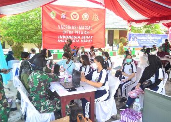 Vaksinasi Massal Covid-19 Bagi Pelajar SMA dan SMP Dilaksanakan di Palangka Raya