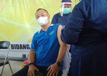 Kick Off Pelaksanaan Vaksinasi Covid-19 di Kabupaten Barsel