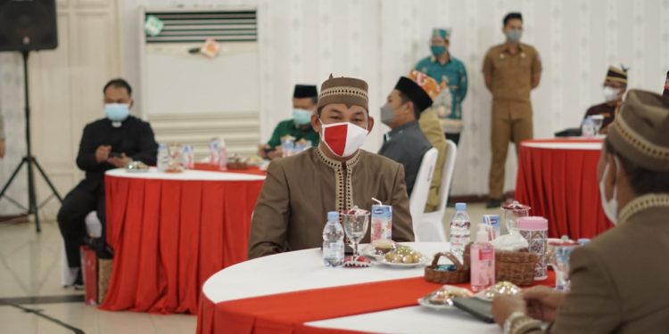 Rahmanto Muhidin Ingatkan Kades Bersinergi Membangun Murung Raya Dari Desa