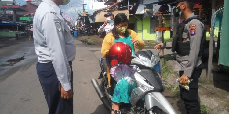 Anggota Polres Seruyan Tiada Henti untuk Pendisiplinan Protokol Kesehatan