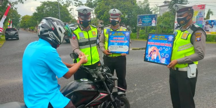 Sat Lantas Polres Seruyan Mensosialisasikan Protokol Kesehatan