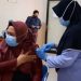 Tenaga Kesehatan di Kota Palangka Raya Mendapat Vaksin Dosis Ketiga